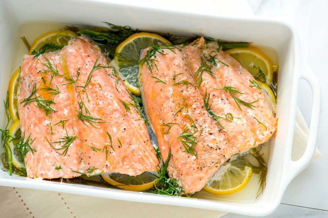 Baked trout for a 6-petal diet